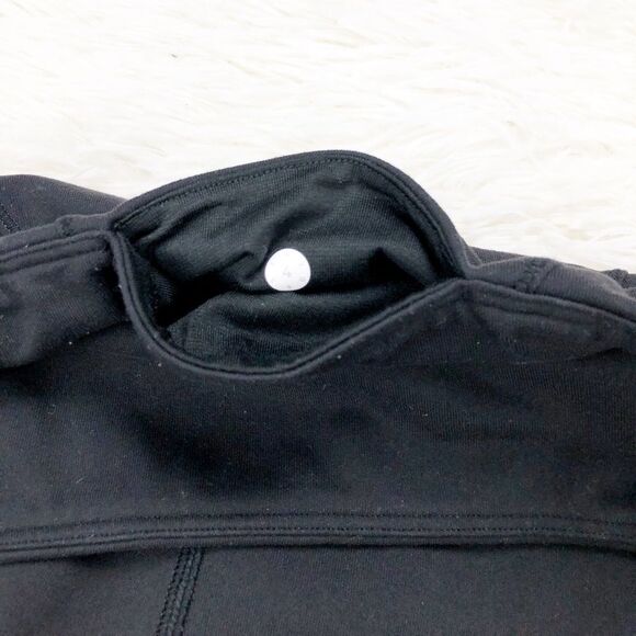 Lululemon Deep Breath 21” Crop Leggings Black Gym Yoga Workout Mesh Size 4 - Picture 8 of 10